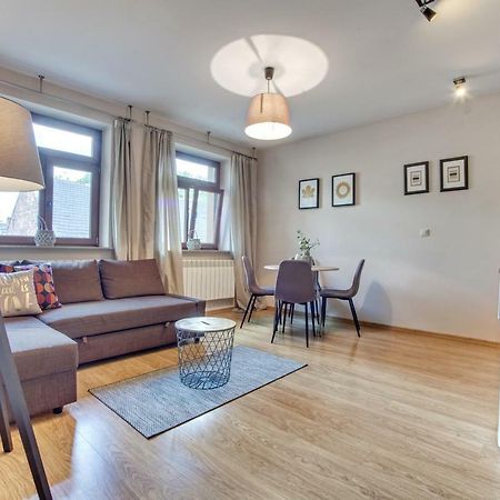 Trendy Apartment Kochanowskiego Street كراكوفيا المظهر الخارجي الصورة